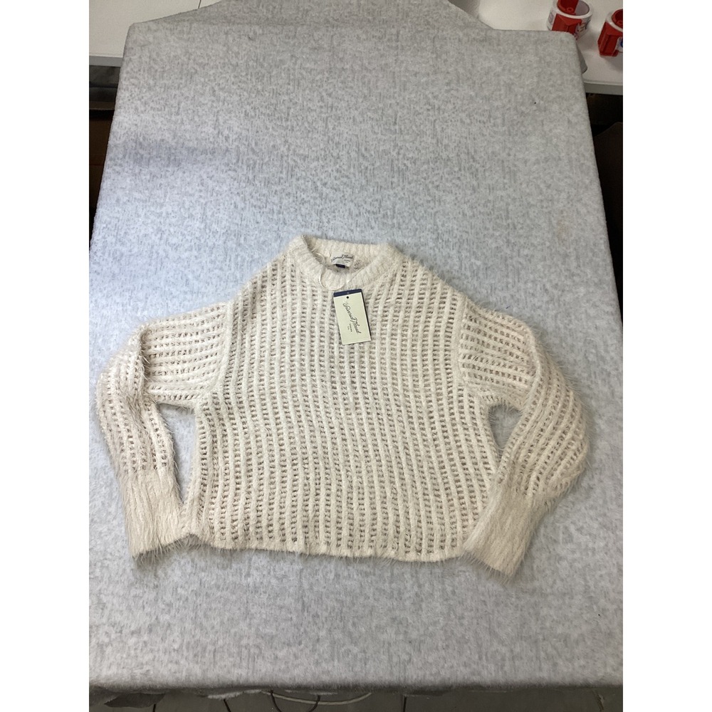 Universal Thread Womens XS Cream Fuzzy Open‎ Knit Eyelash Sweater PID-K82PM9 NEW